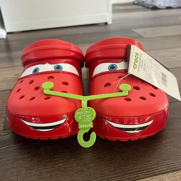 Cars Lightning McQueen Crocs Adult - Picture 5 of 8